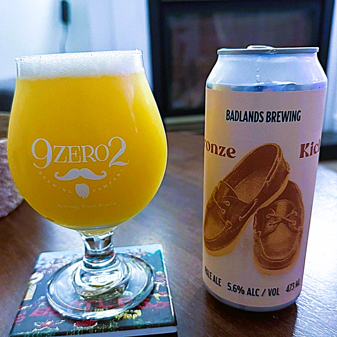 Badlands - Bronze Kicks (2026) New England Pale Ale