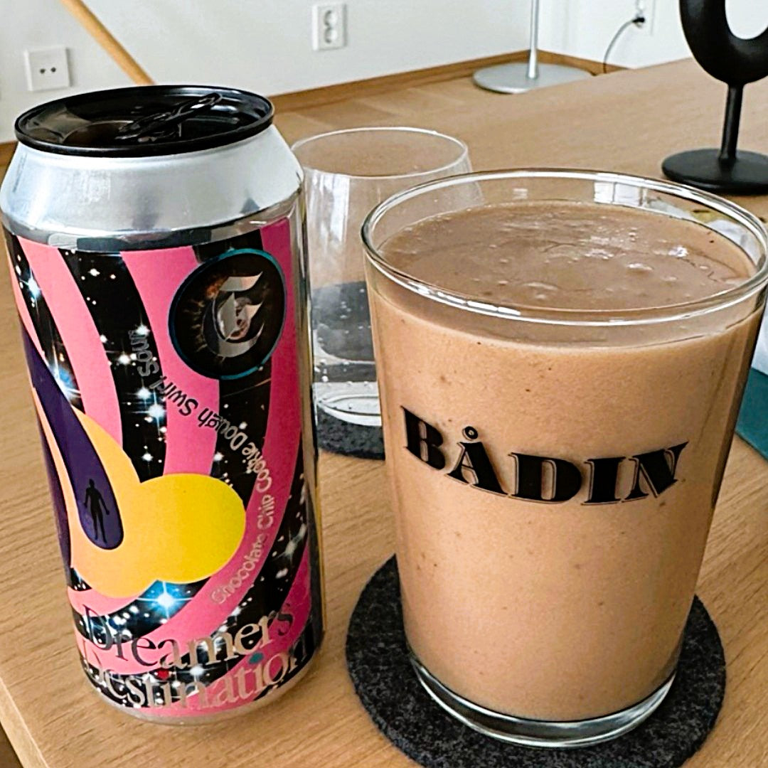 Elmeleven - Dreamers Destination SWIRL Smoothie Sour - šokolaadiküpsisetaigna, vegan pehme jäätise, karamelli, vanilli, šokolaadiga